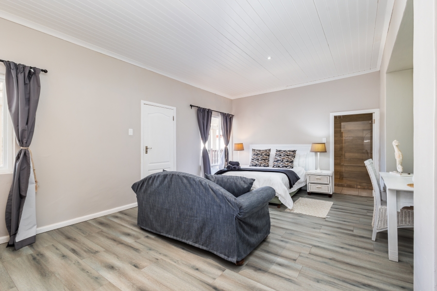 3 Bedroom Property for Sale in Keurboomstrand Western Cape